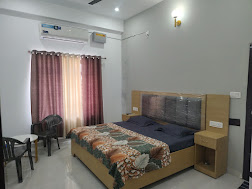 Explore Comfort and Luxury: Hotel Paramount Inn